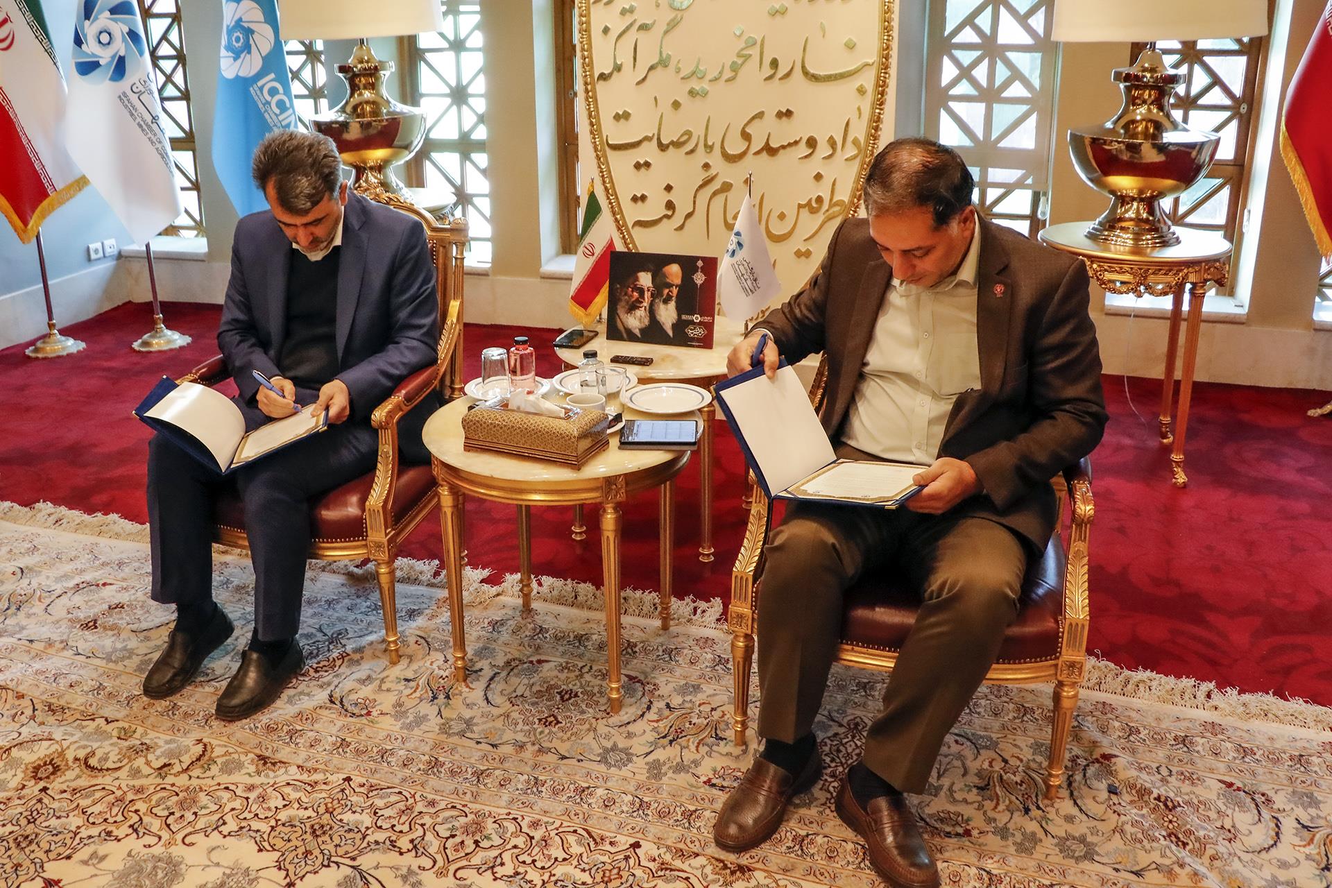 امضای تفاهم‌نامه میان اتاق بازرگانی اصفهان و فرابورس ایران