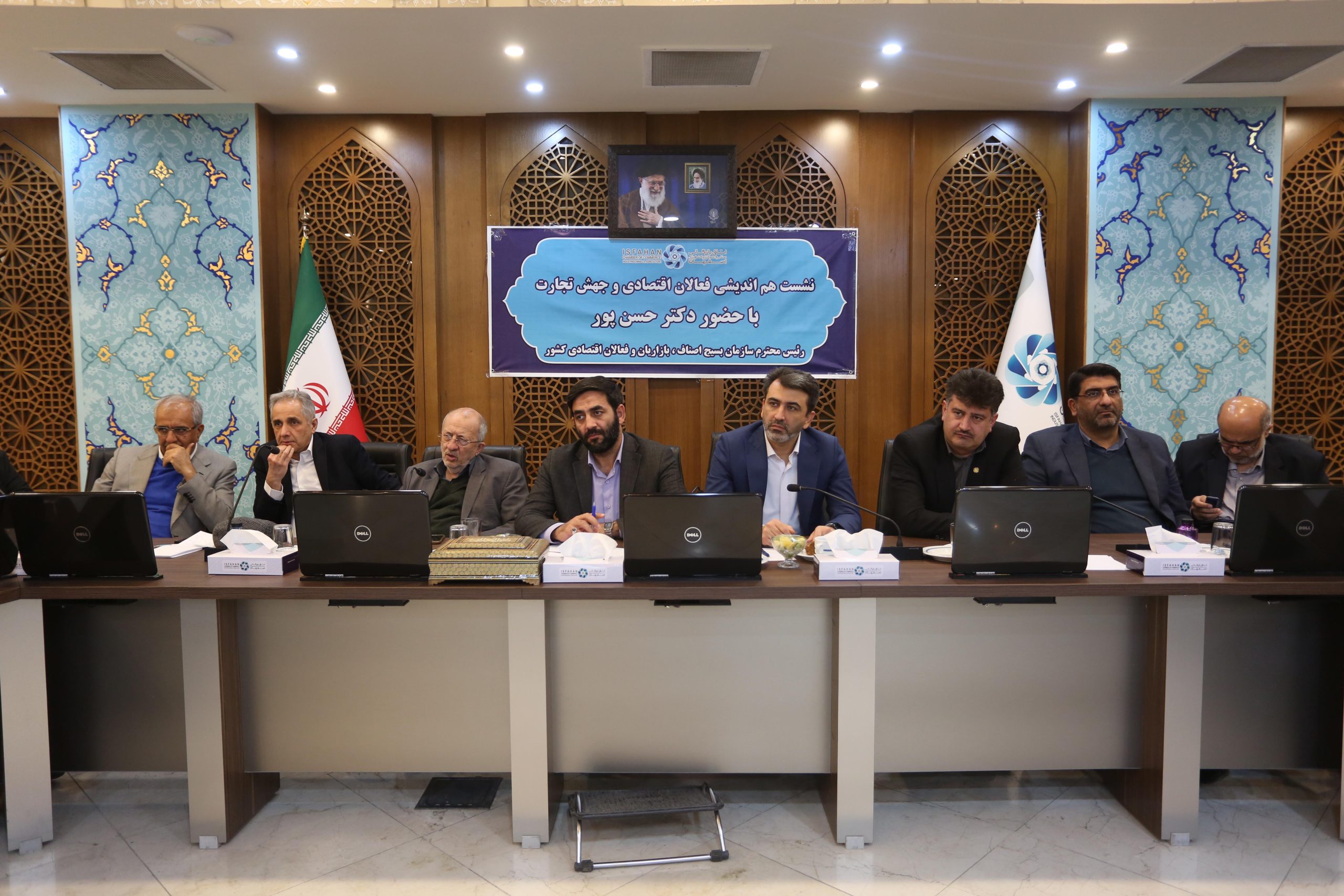 بسیج فعالان اقتصادی برای جهش صادرات کشور