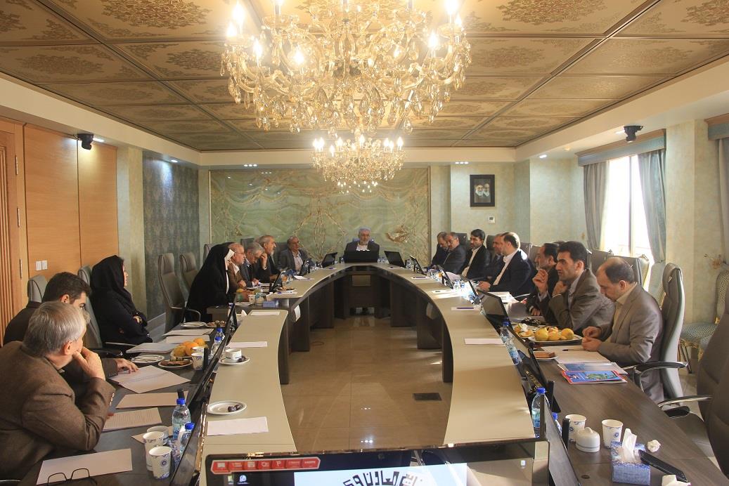 حسابرسی عملیاتی برای نخستین بار در اتاق بازرگانی اصفهان  انجام شد/قوانین متضاد از سوی مجلس حذف شود 