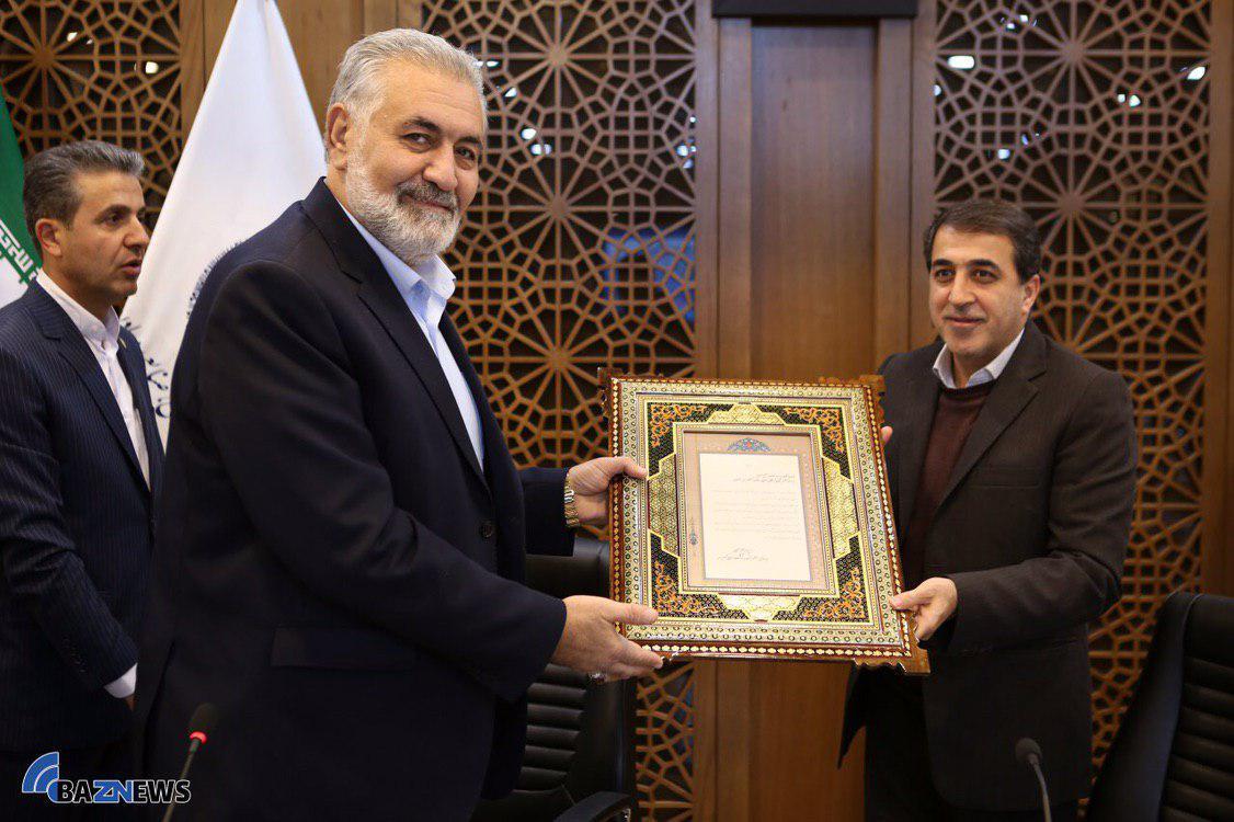 تقدير گروه غذايي صنايع شير ايران از رييس خانه صنعت، معدن و تجارت ايران 