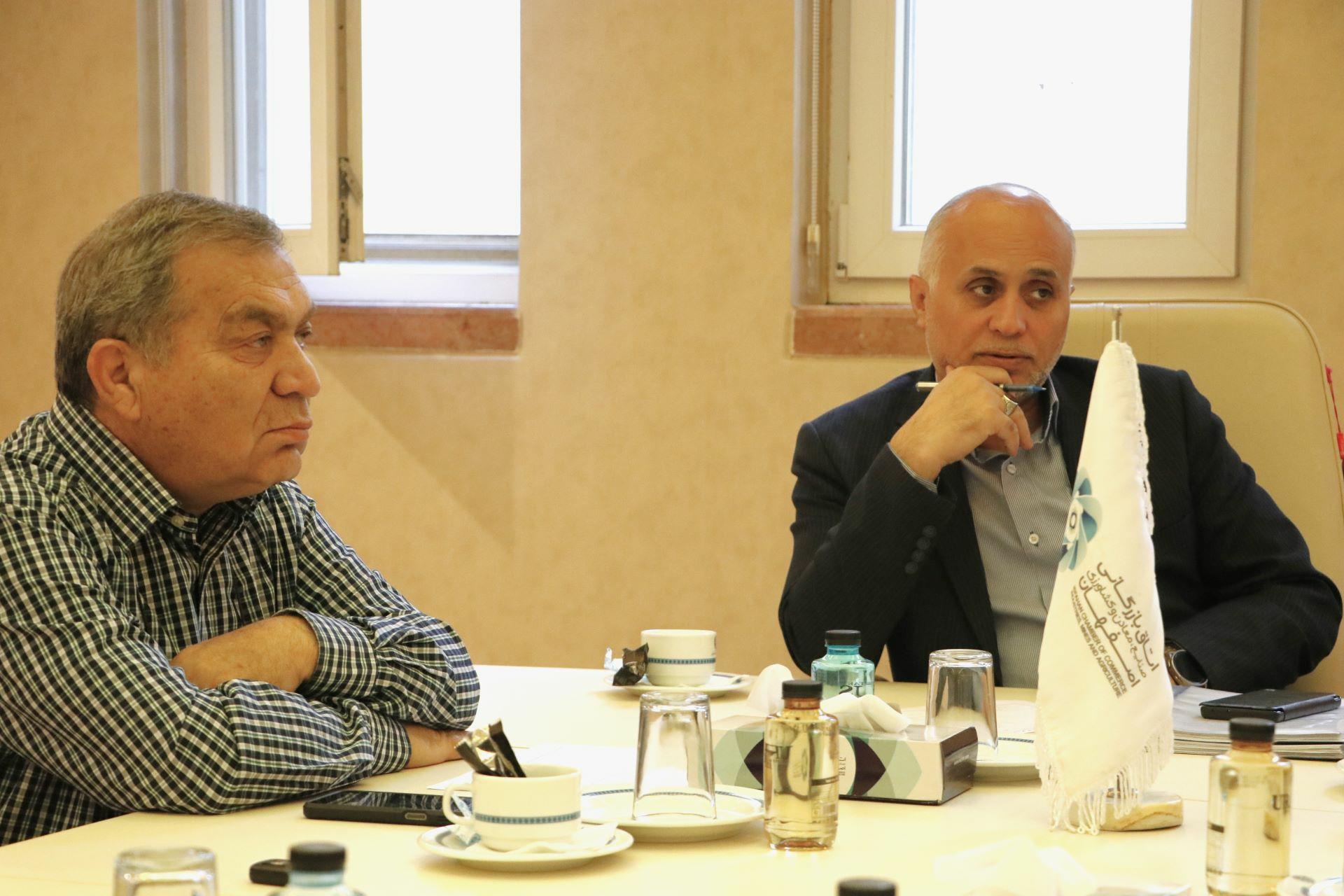 مشکلات گمرکی بازرگانان و فعالان اقتصادی بررسی شد