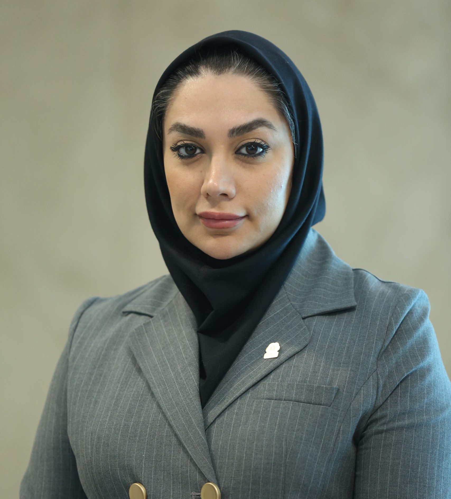 پروین محسنی