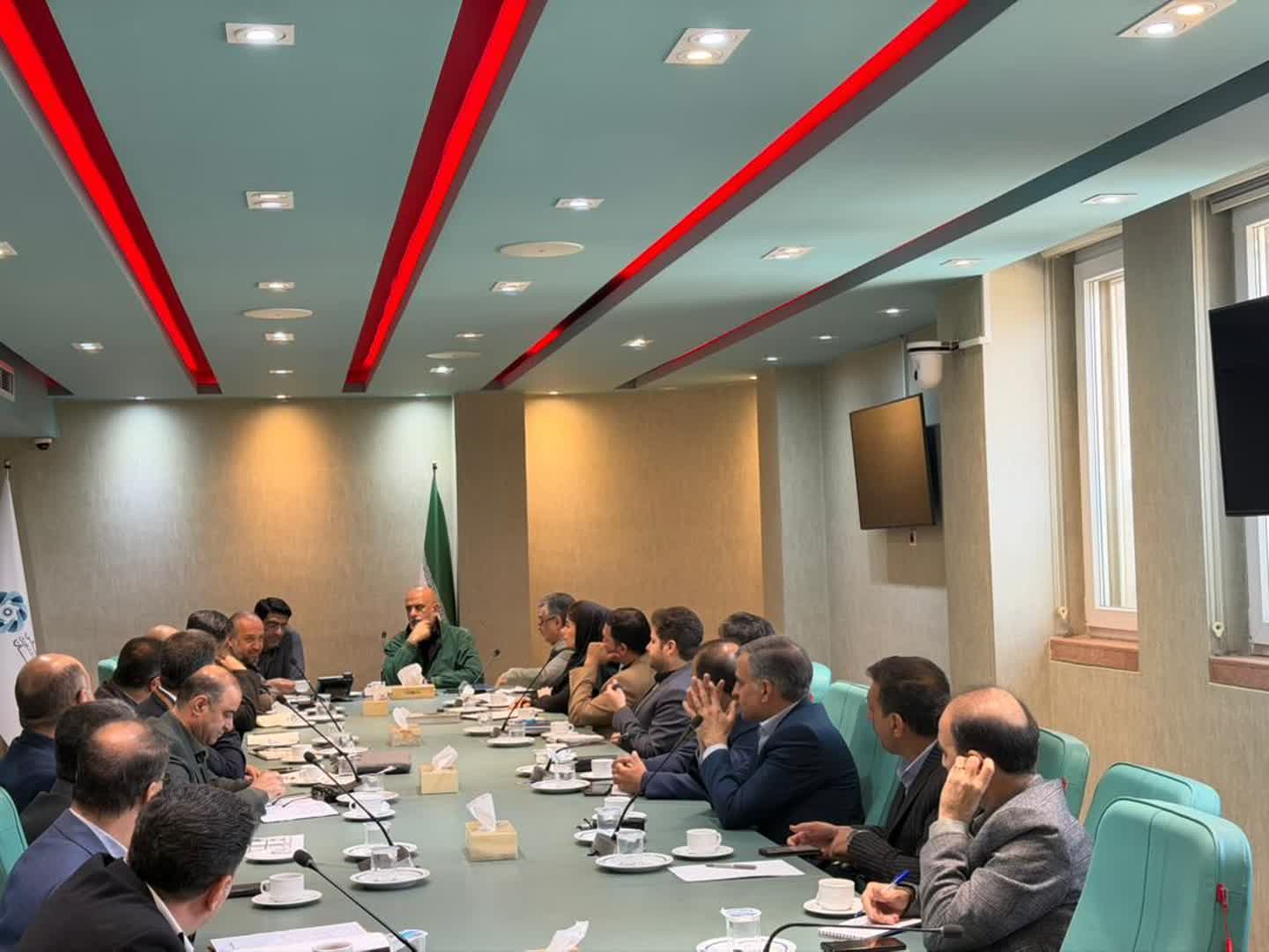 اصفهان به دنبال تأمین سوخت از پالایشگاه‌های کوچک