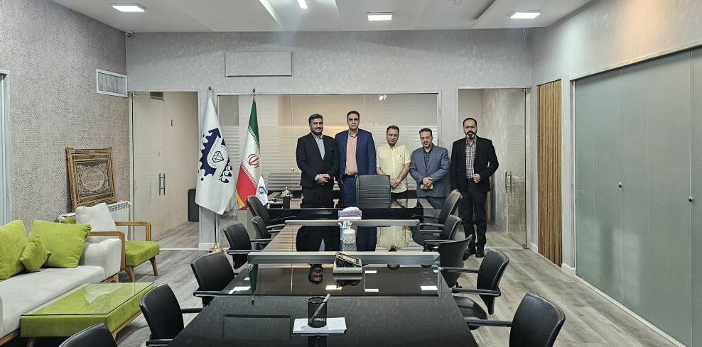 پیگیری تسهیلات و زیرساخت‌های بانکی برای فعالان صنعت طلا و جواهر