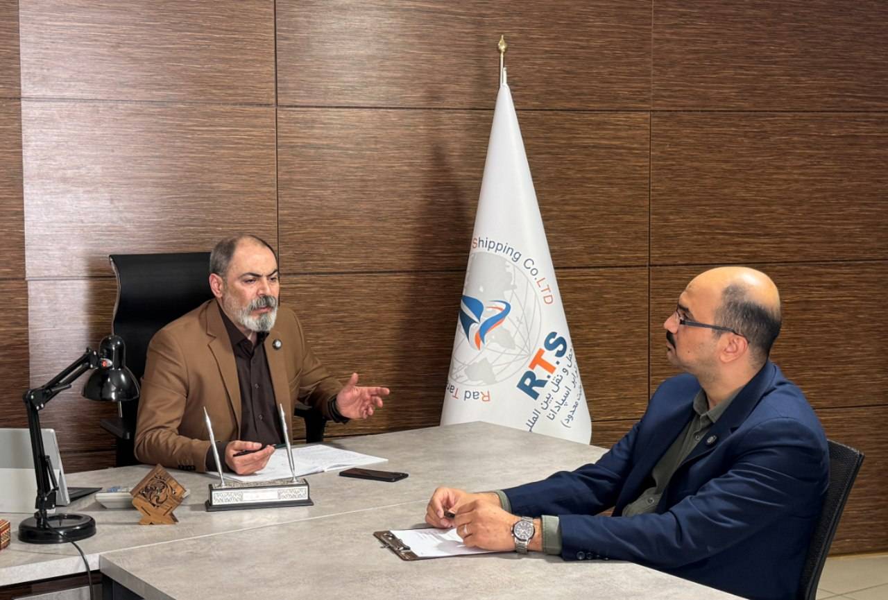 نشست اخیر انجمن صادرکنندگان استان اصفهان در خصوص تحلیل وضعیت لجستیک صادرات در شرایط بحران و اختلال زنجیره تأمین