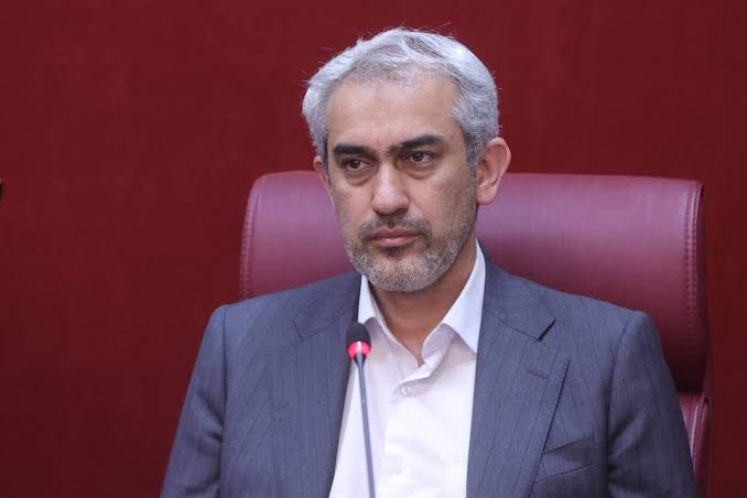 بسته بزرگ رفع موانع تولید روی میز دولت