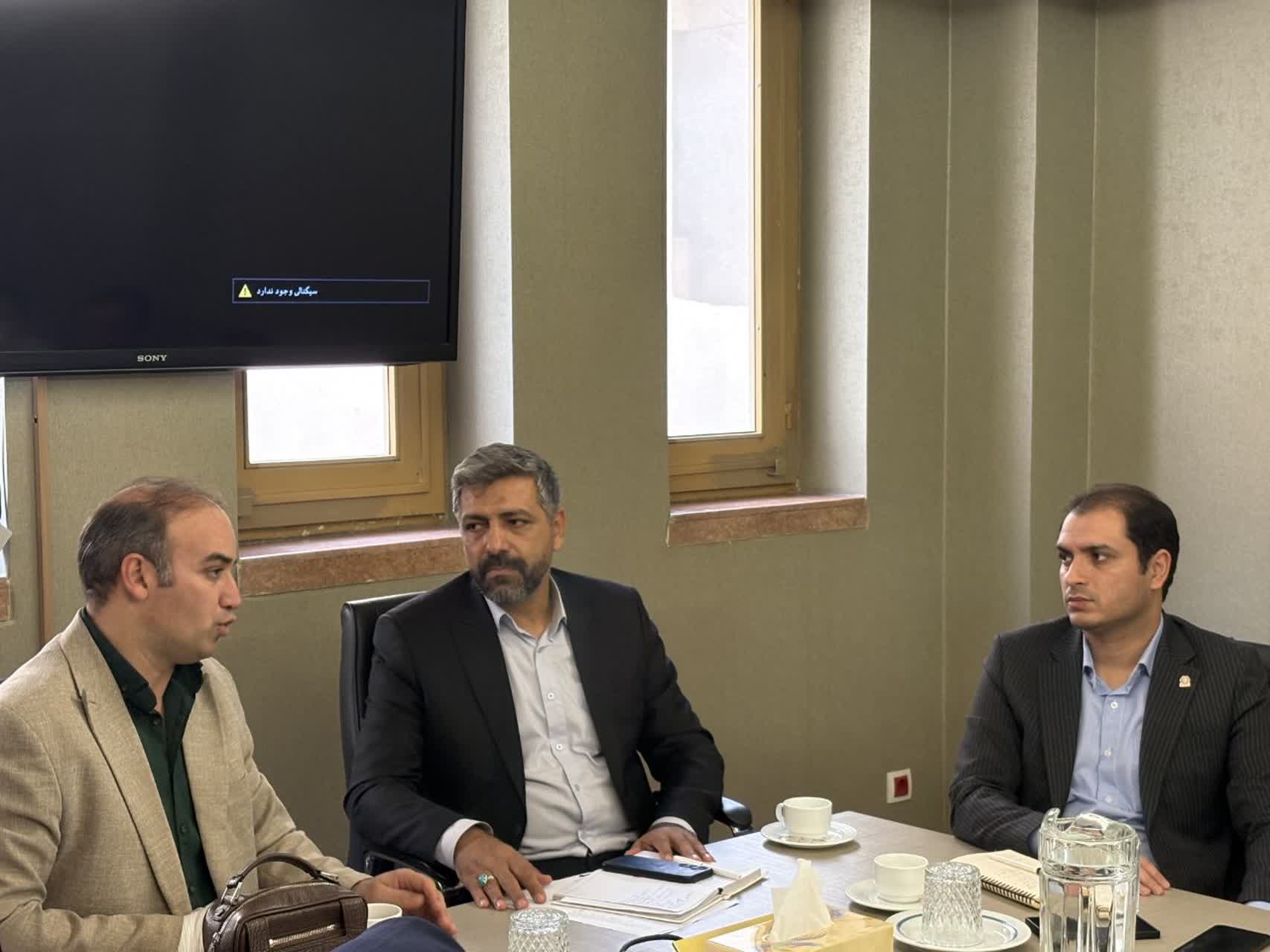 موانع دریافت تسهیلات بنیاد برکت برای فعالان صنایع‌دستی برطرف شد